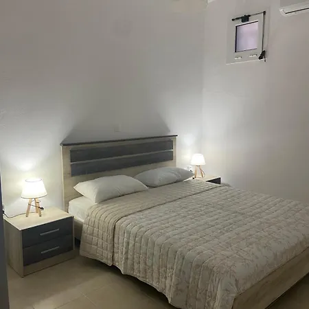 Oikonomou Apartamento *