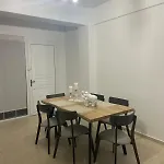 Oikonomou 1 *