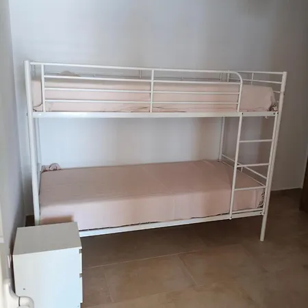 Daire Oikonomou 1