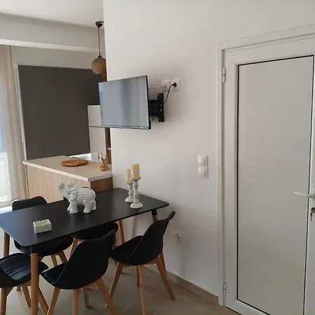 Oikonomou 1 Apartment *